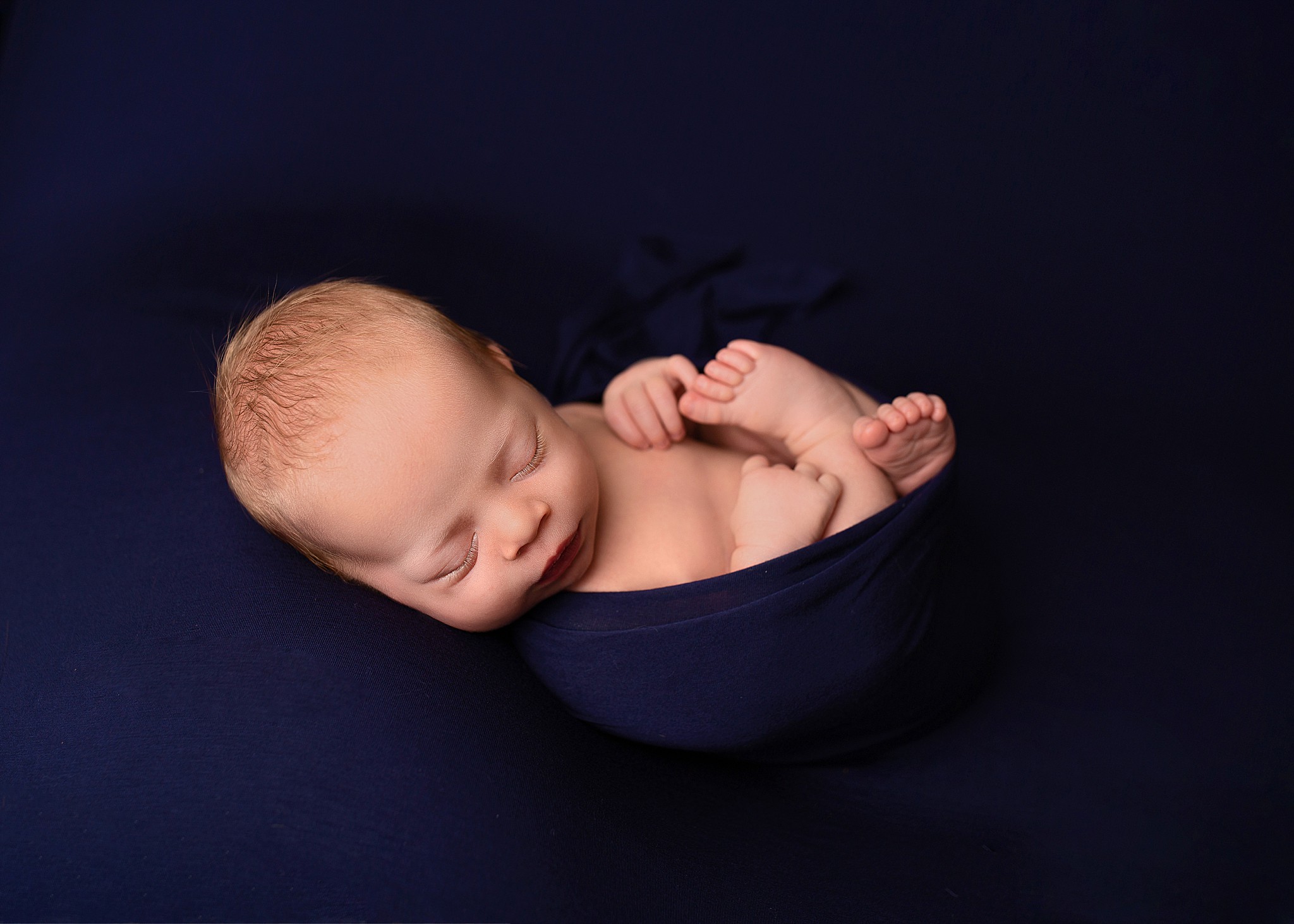 studio newborn photography baby boy beanbag navy blue