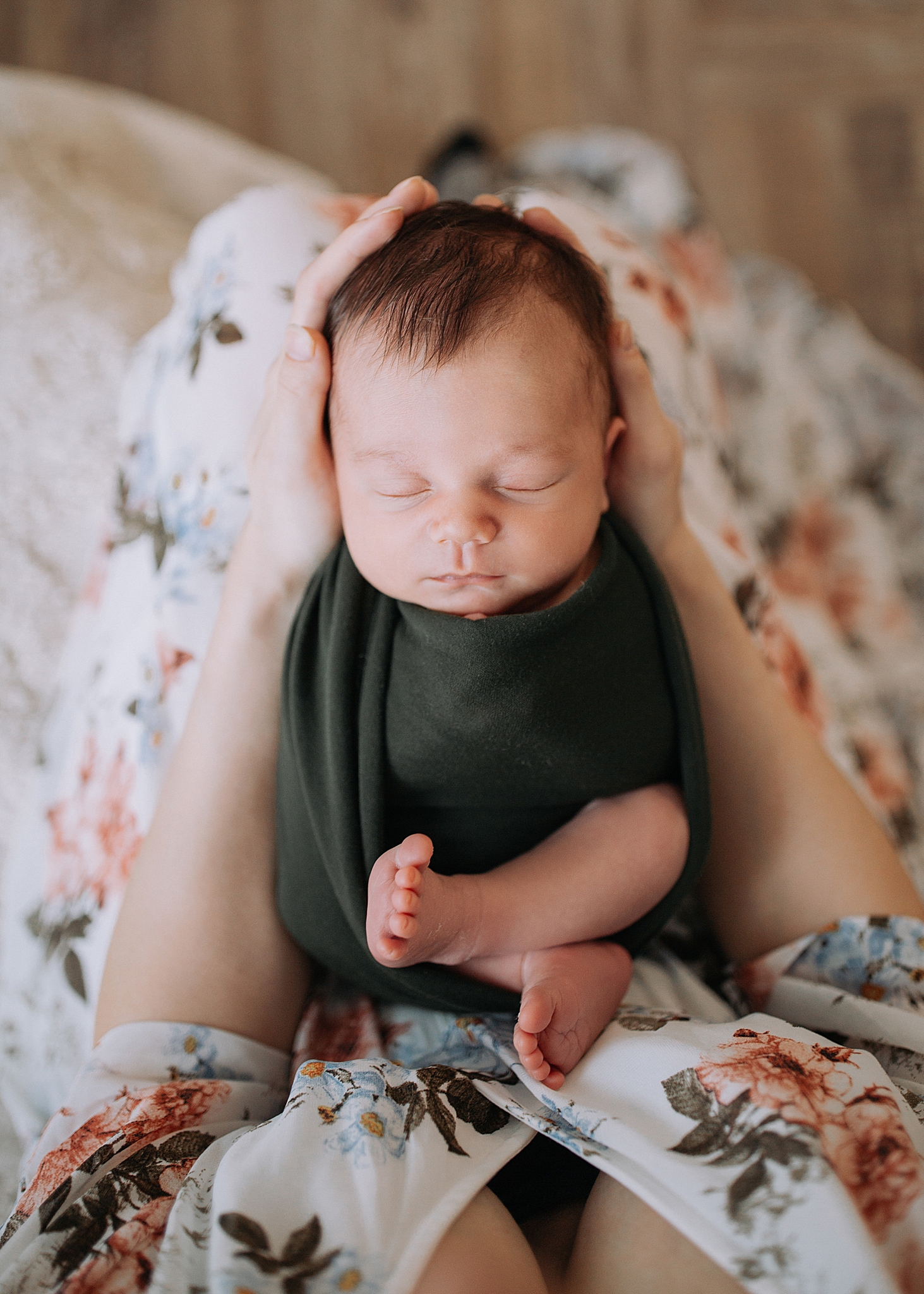 kamloops-newborn-photographer-lyndsay-elizabeth-photography_0014.jpg