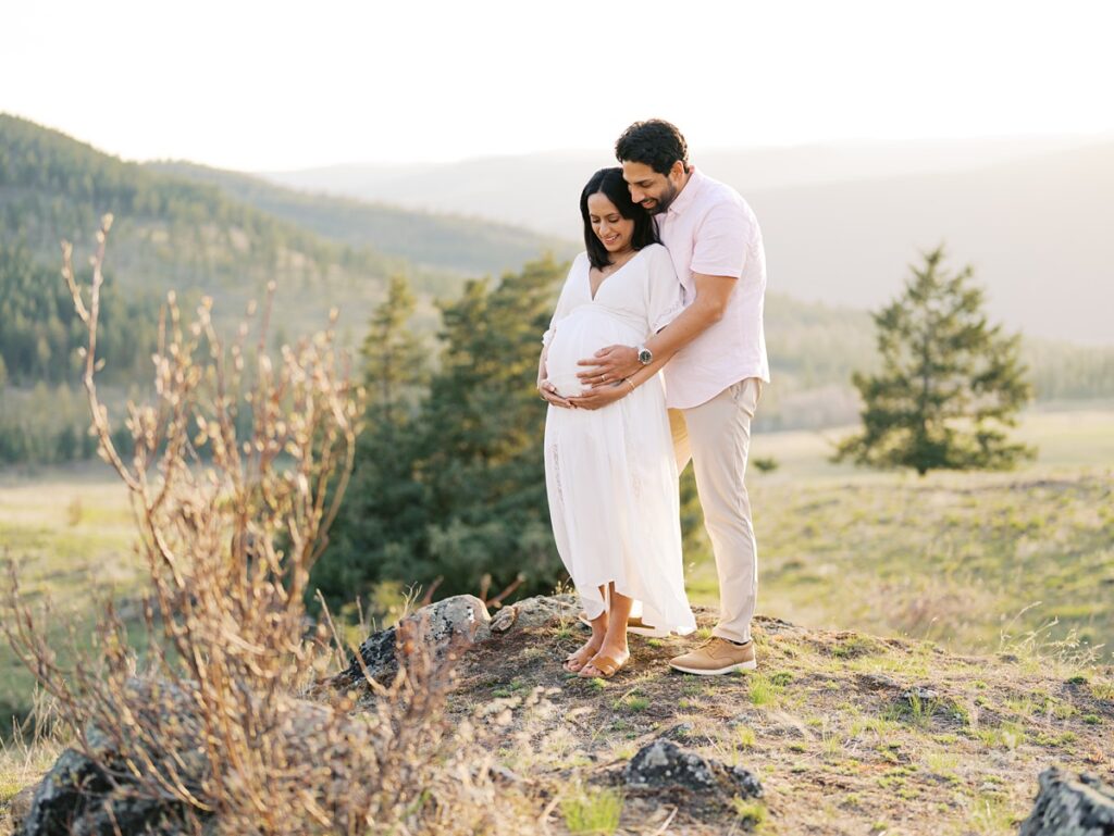 An outdoor spring maternity session in Kamloops, BC.